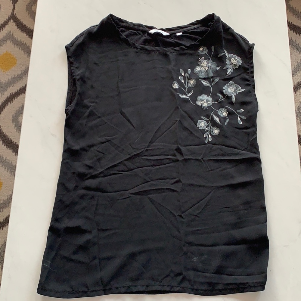 Floral black top